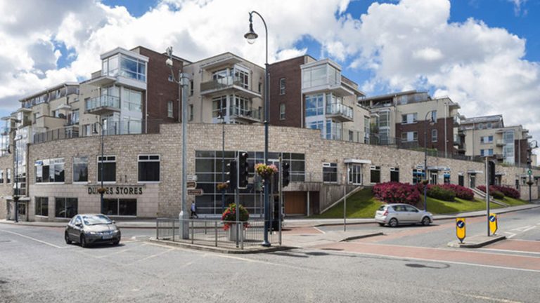 Manor Mills Shopping Centre